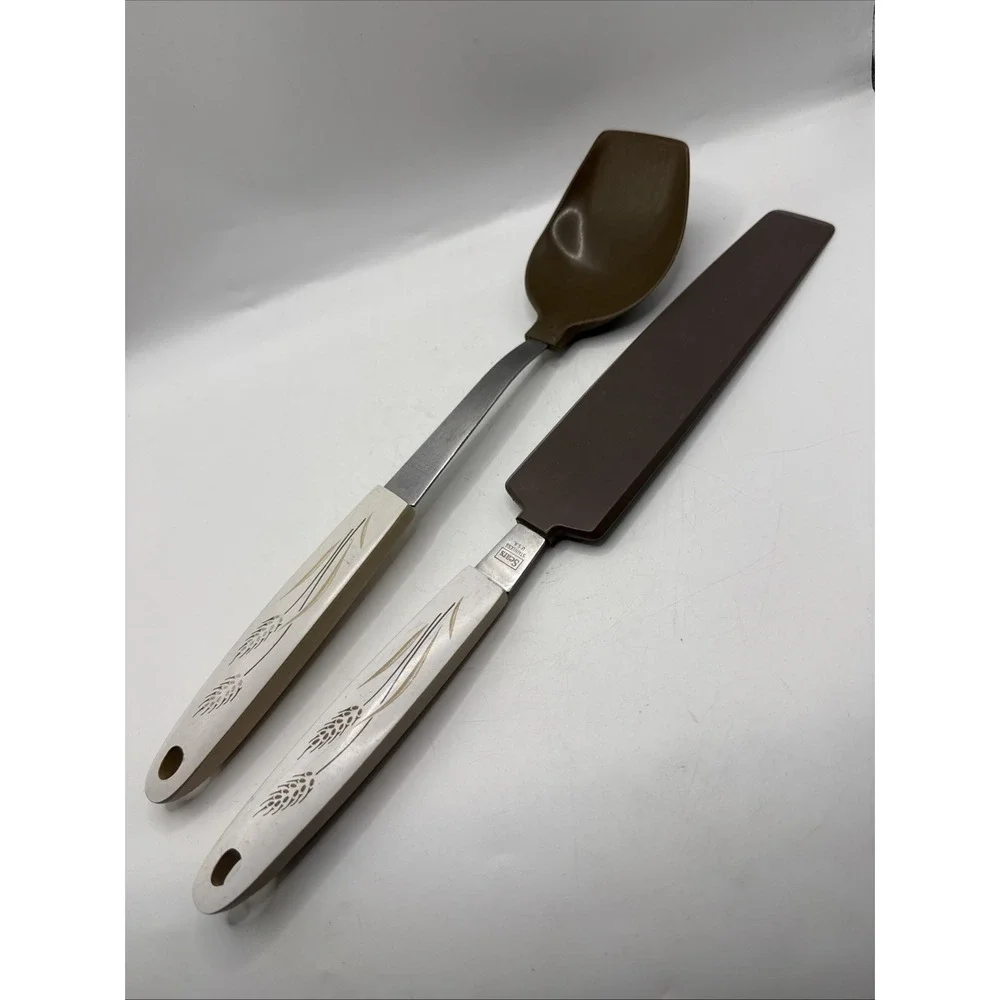 Sears vintage spreader